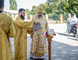Преосвященнейший епископ Симон совершил чин великого освящения храма святого благоверного князя Александра Невского города Шахты