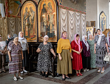Преосвященнейший епископ Симон в день празднования Происхождения Честных Древ Животворящего Креста Господня совершил праздничную Божественную литургию в кафедральном соборе г. Шахты