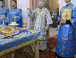 В день престольного праздника Преосвященнейший епископ Симон совершил Божественную литургию в храме Донской иконы Божией Матери г. Новошахтинска