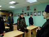 В рамках празднования Дня православной книги настоятель храма Покрова Пресвятой Богородицы г. Шахты протоиерей Михаил Борисенко провел беседу с казаками молодежной организации «Донцы»