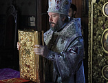 В Неделю 5-ю великого поста Преосвященнейший епископ Симон совершил божественную литургию в Покровском кафедральном соборе г. Шахты