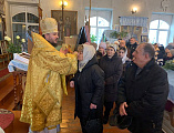 Епископ Николай возглавил Божественную литургию в Свято-Пантелеимоновском храме города Миллерово