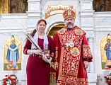 Праздник Светлого Христова Воскресения в Покровском кафедральном соборе города Шахты продолжился великой вечерней