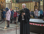 Епископ Симон совершил вечерню с чином выноса Плащаницы