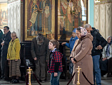 В Великую среду Страстной седмицы епископ Симон совершил Литургию Преждеосвященных Даров в Покровском кафедральном соборе города Шахты