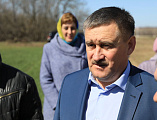 Преосвященнейший епископ Симон вместе с фермерами помолился о благополучии урожая в полях Донского края