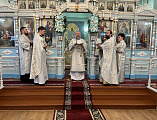 В престольный день Преосвященнейший епископ Симон совершил Божественную литургию в храме Архистратига Михаила поселка Каменоломни