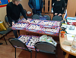 Протоиерей Константин Федосеев освятил пасхальные куличи для пожилых жителей ст. Кривянской