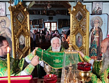 Соборным богослужением в шахтинском храме Вознесения Господня отметили праздник в честь преподобного Сергия Радонежского