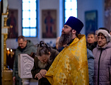 В первую подготовительную Неделю к Великому посту епископ Симон совершил Литургию в Покровском кафедральном соборе города Шахты