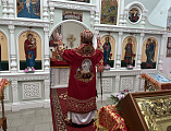 В престольный день Преосвященнейший епископ Симон совершил Божественную литургию в храме святого великомученика Георгия Победоносца поселка Новозарянский 