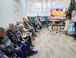 Прихожане храма святителя Николая станицы Багаевской побывали в гостях у постояльцев Центра социального обслуживания   