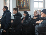 В Неделю о Страшном Суде епископ Симон совершил Божественную литургию в Покровском кафедральном соборе города Шахты