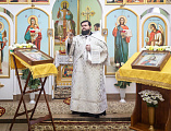 В день празднования Обрезания Господня епископ Симон совершил Божественную литургию святителя Василия Великого в храме праведного Иоанна Кронштадтского города Шахты
