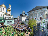 В день памяти преподобного Сергия Радонежского епископ Симон сослужил Предстоятелю Русской Церкви в Троице-Сергиевой лавре