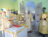 Преосвященнейший епископ Симон совершил воскресную Божественную литургию в храме праведного Иосифа Обручника города Шахты