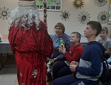 Воспитанники воскресной школы «Благовест» поздравили родителей и детей региональной общественной организации «Ветер перемен»