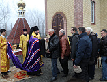 Преосвященнейший епископ Симон совершил чин освящения куполов для строящегося храма в честь преподобномученицы Елисаветы г. Гуково