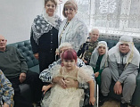 Прихожане храма святителя Николая станицы Багаевской побывали в гостях у постояльцев Центра социального обслуживания   